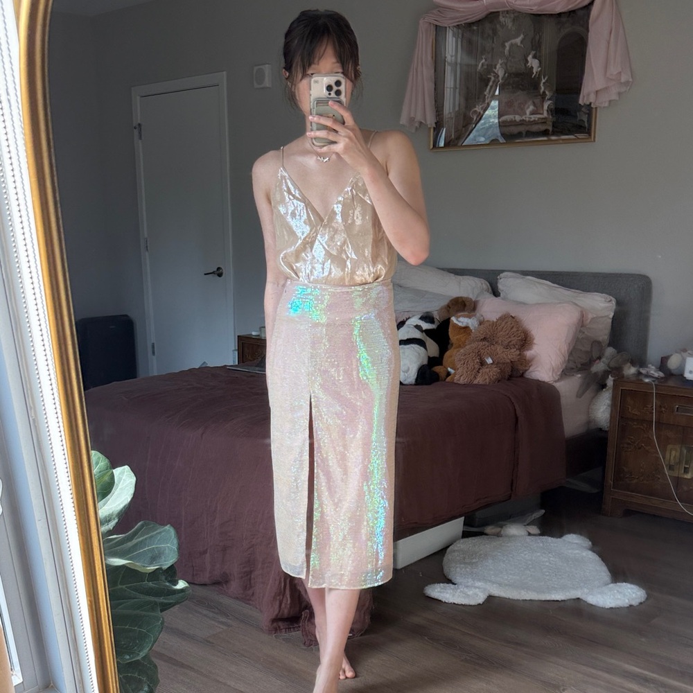NWT CAMI NYC ARTEMIS OPAN SEQUIN SKIRT